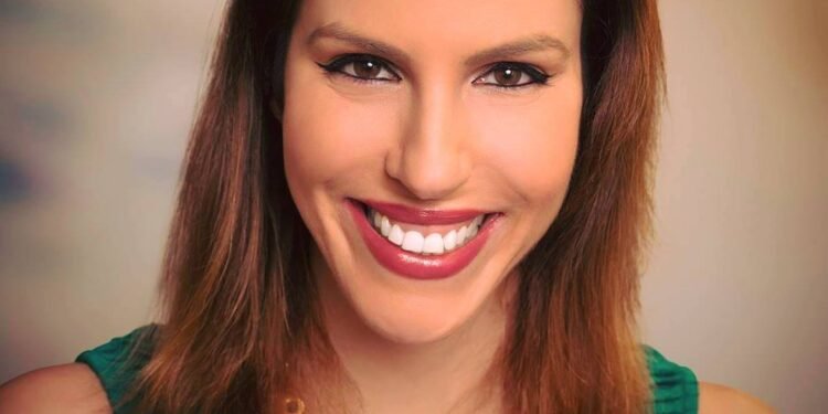 Ayelet Noff – SlicedBrand – How To Strengthen Your Brand